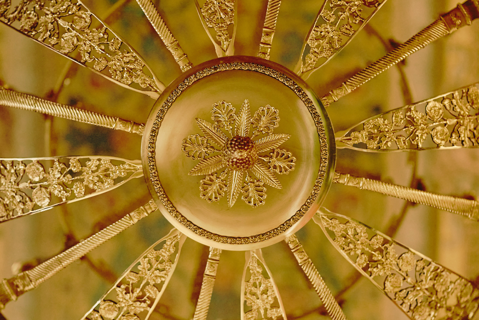 Example of finely detailed gold filigree